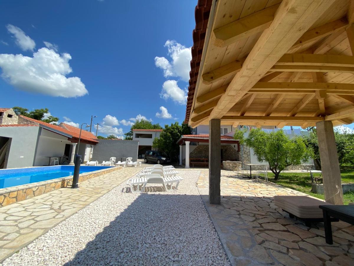 Guest Accommodation Grozdanic Dubravice Ngoại thất bức ảnh
